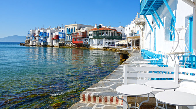 Waterfront restaurants in Mykonos' Little Venice neighborhood