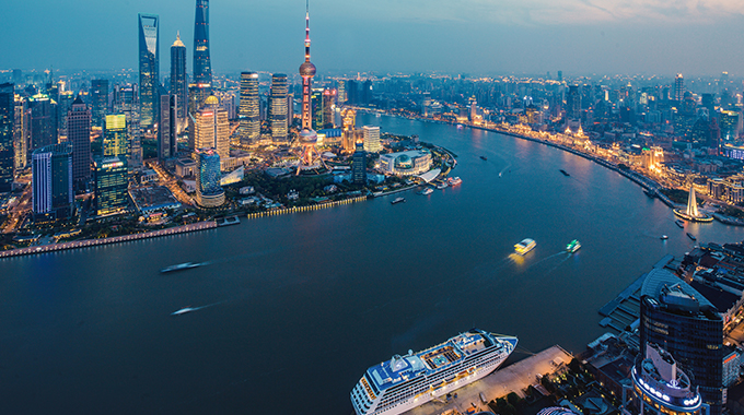 Shanghai river cruise
