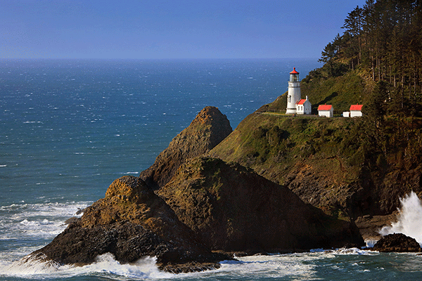 View of Heceta Head Lighthouse with a rule of thirds overlay