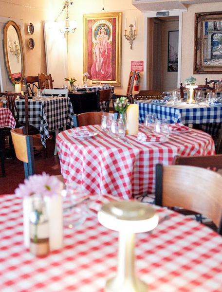 Tables inside Chez Sami