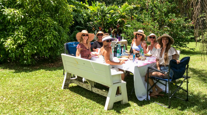 Guests at Entabeni Gardens picnic table.