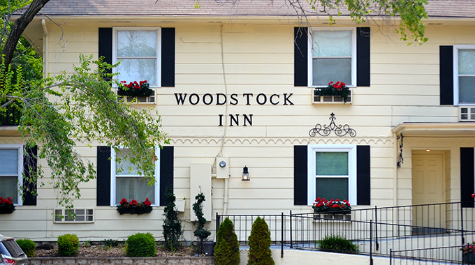 Exterior of Woodstock Inn Bed & Breakfast.